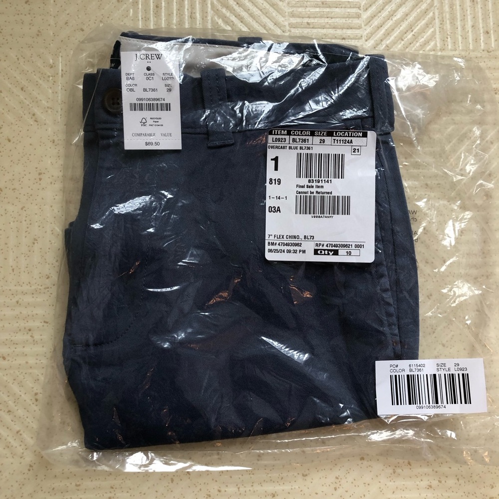 J Crew Factory 7” flex chino short in Overcast Blue sz 29